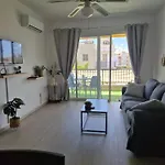 Sea View Διαμέρισμα *