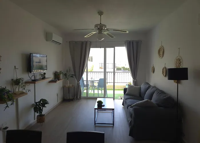 Sea View * بافوس